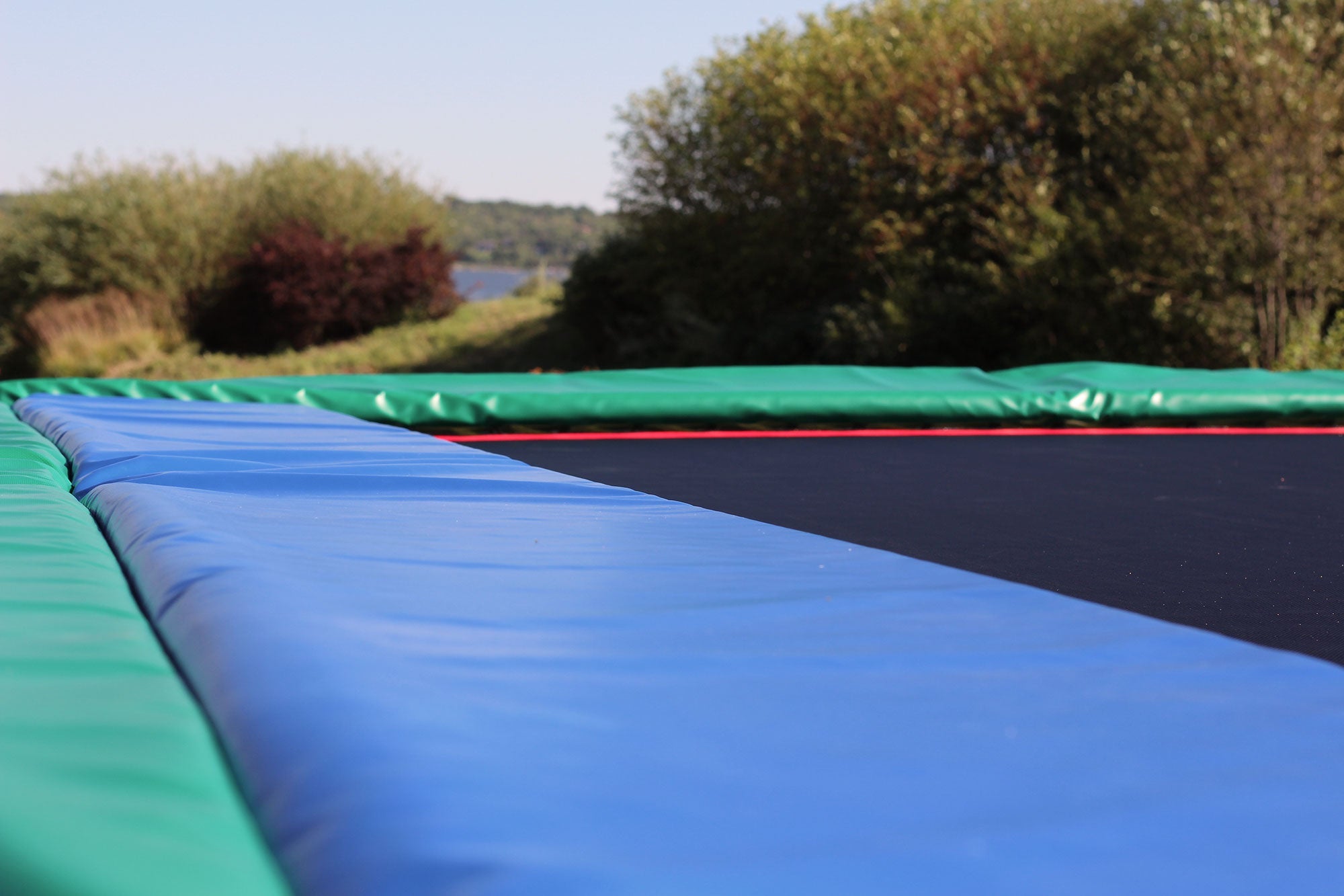 Flaman Fitness | CTM - 11'X17' Rectangular Trampoline