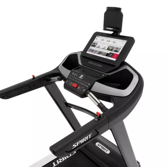 Spirit XT685ENT treadmill w/15.6