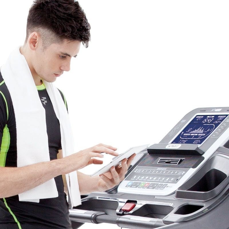 Spirit XT685 Treadmill - Silver Model-Treadmills-Flaman Fitness-5